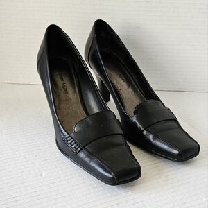 Etienne Aigner black‎ leather pumps size 7